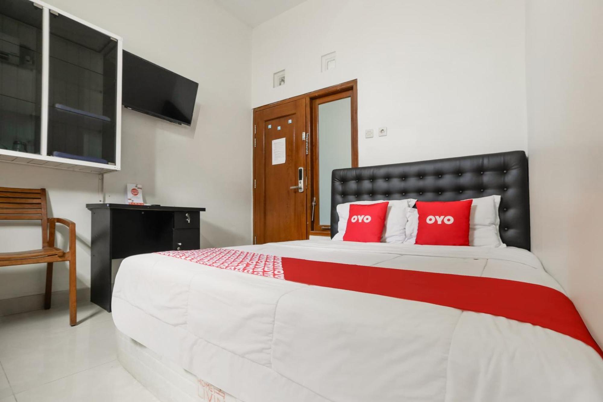 Super Oyo 3838 Tamansari Guest House Solo Exterior foto